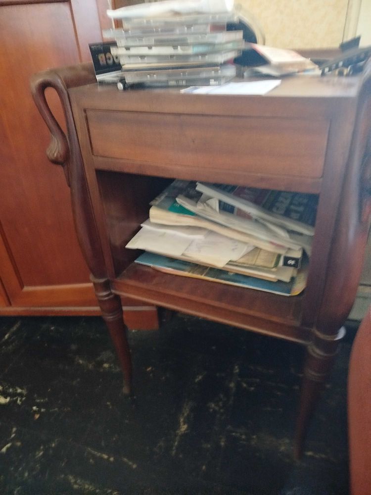 Bonjour++meubles+meresier+vaisselier+table.... 2500 30130 Pont-saint-esprit