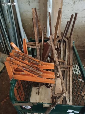 LOT DE PRESSE A COFFRER 200 26000 Valence