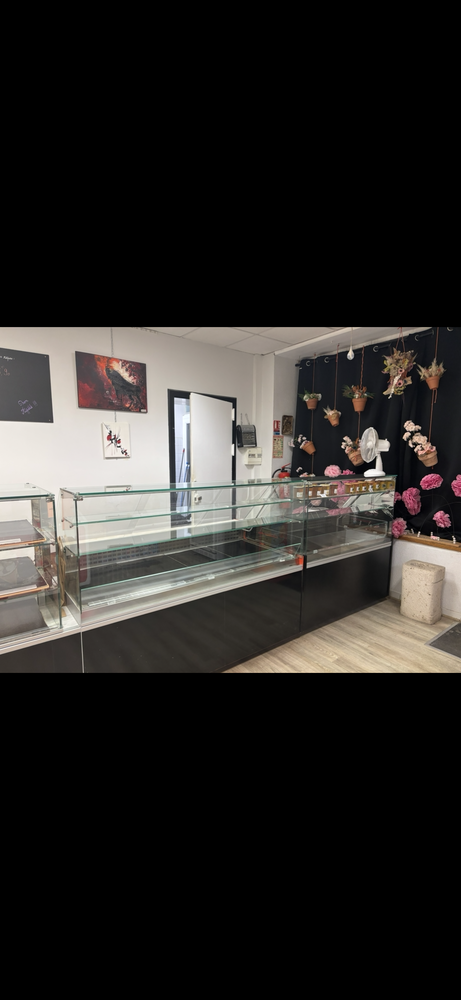 vitrine boulangerie 3500 47230 Lavardac