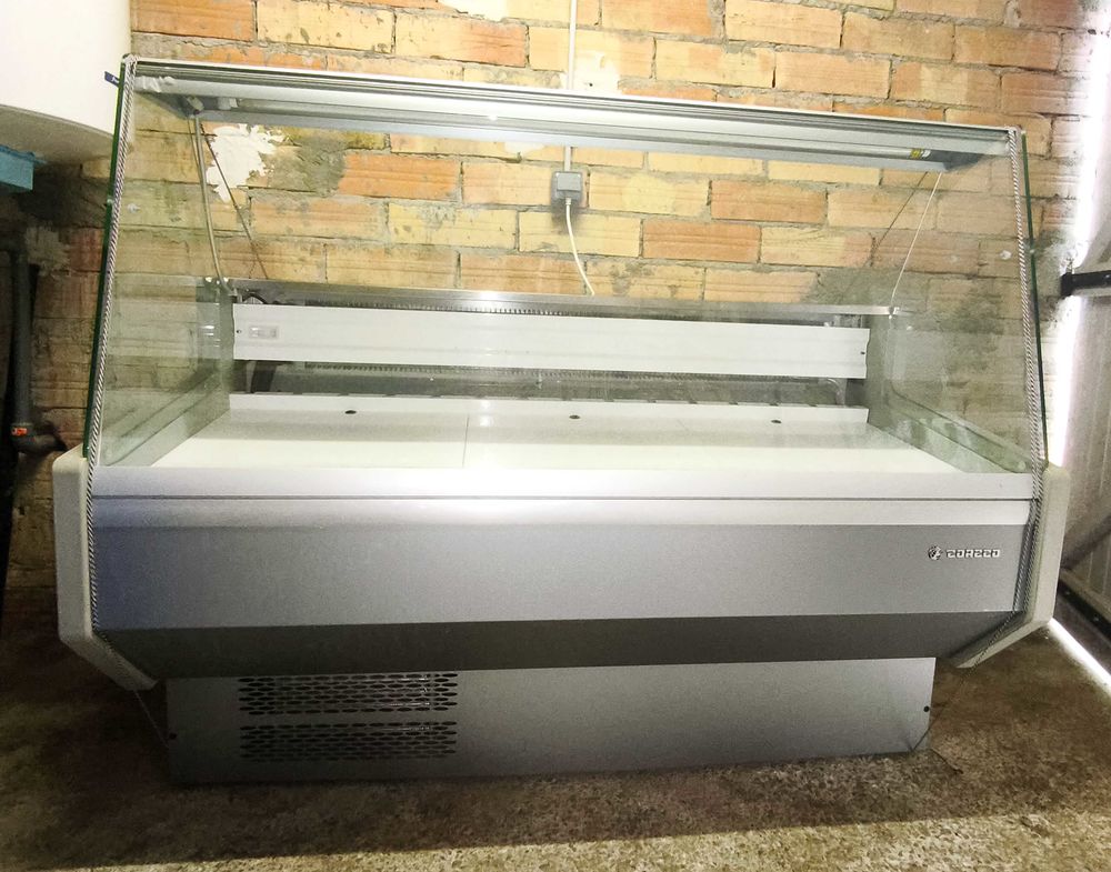 vitrine positive 150 11250 Couffoulens