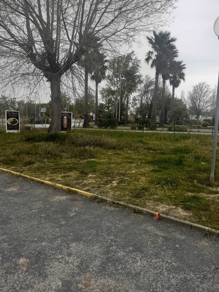 +gros+panneaux+publicitaires 300 34340 Marseillan