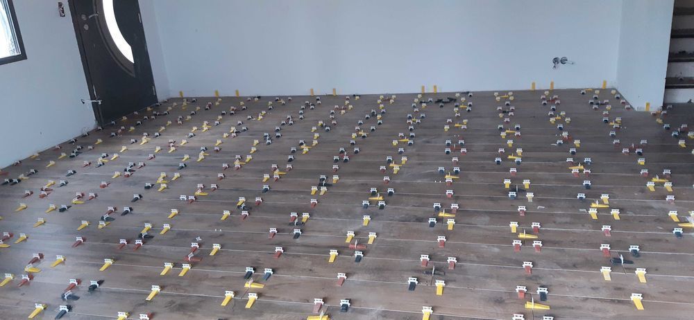 Ma&ccedil;on auto-entrepreneur disponible pour travaux 100 83300 Draguignan