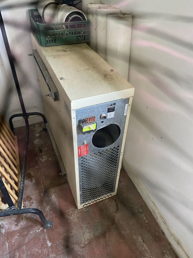 chauffage pour grande surface 600 53200 M�nil