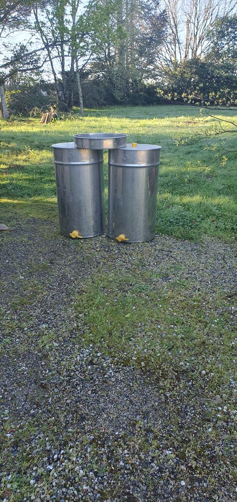 Mat&eacute;riel apicole 350 31180 Rouffiac-tolosan