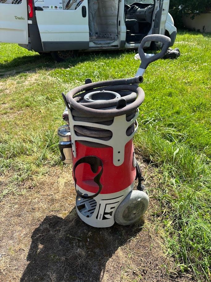 Machine &agrave; peindre Volumair Eole T5 neuve 1100 44220 Cou�ron