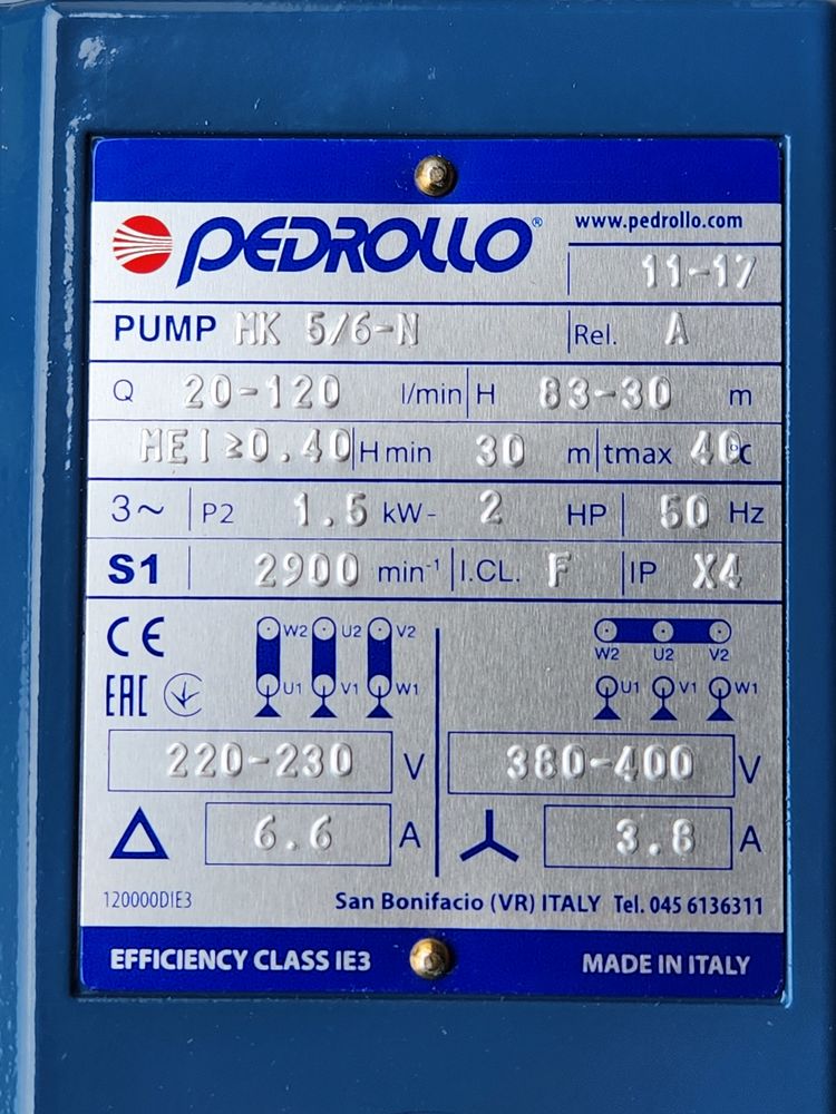 Pompe &agrave; eau multicellulaire. 470 79300 Bressuire