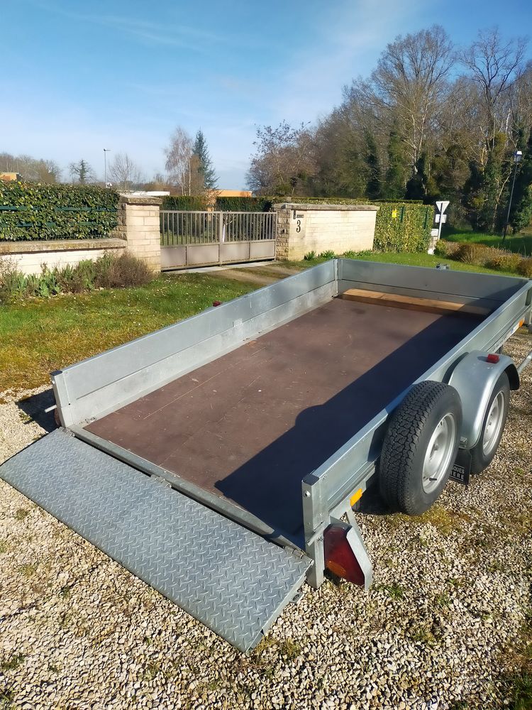 Remorque basculante Hubi&egrave;res 2450 51140 Vandeuil