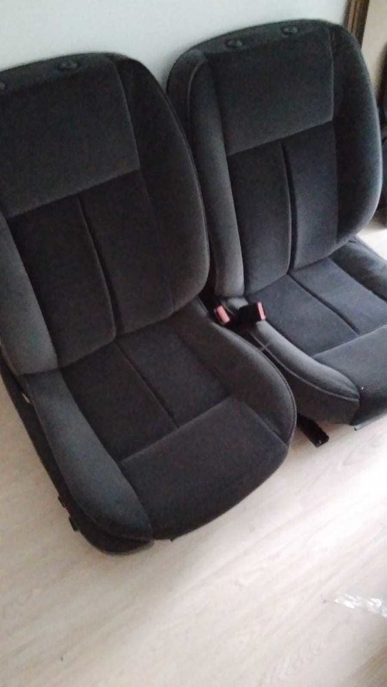  Kit int�rieur  complet velours �lectrique pour voit 607   
480 Paris 18