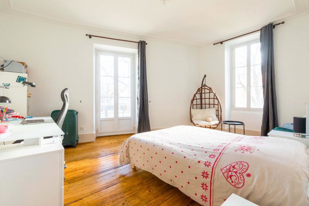 Dans une petite copropriété à taille humaine (3 lots  s....