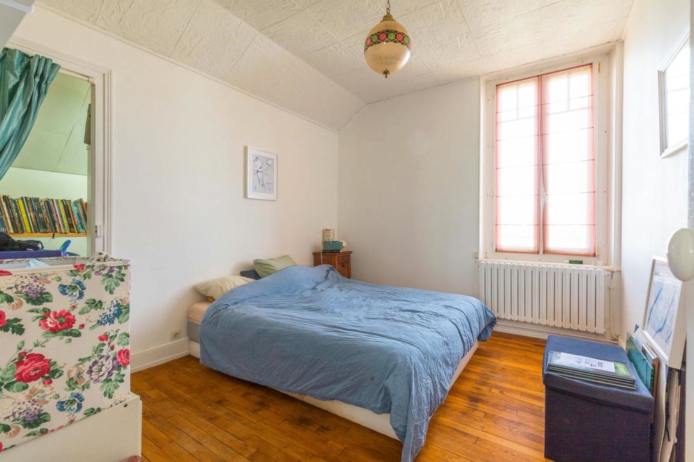 A VENDRE QUARTIER MALADIERE / SACRE-COEUR - Dans petite ....