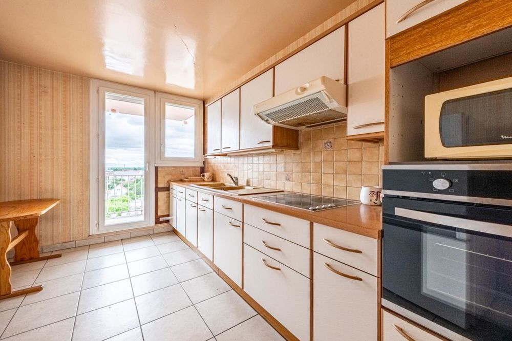 CHENÔVE- BAISSE DE PRIX pour cet appartement T4 de 86,60....