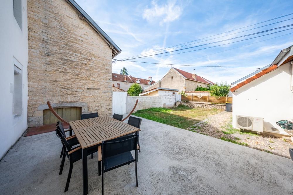 VELARS SUR OUCHE , à 15 min de Dijon centre, découvrez c....