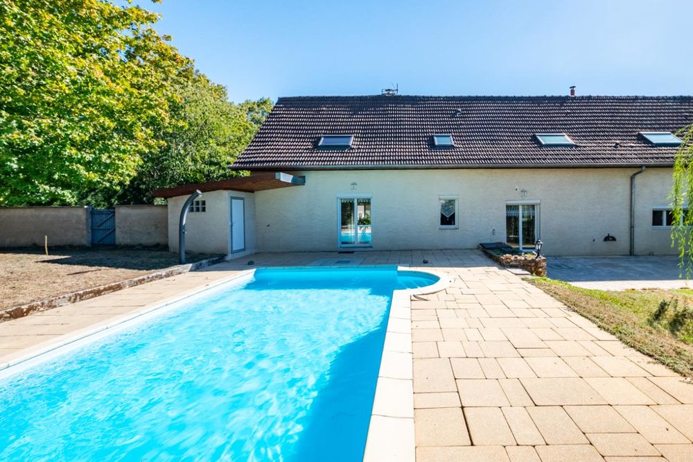 MAISON DE CARACTÈRE  200m²  JARDIN  PISCINE  GARAGE/....
