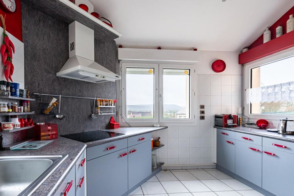 Belle MAISON D'ARCHITECTE à Sainte-Marie-sur-Ouche, 20 ....