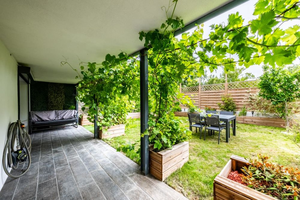 BELLE MAISON indépendante, A VENDRE, sur DIJON quartier ....