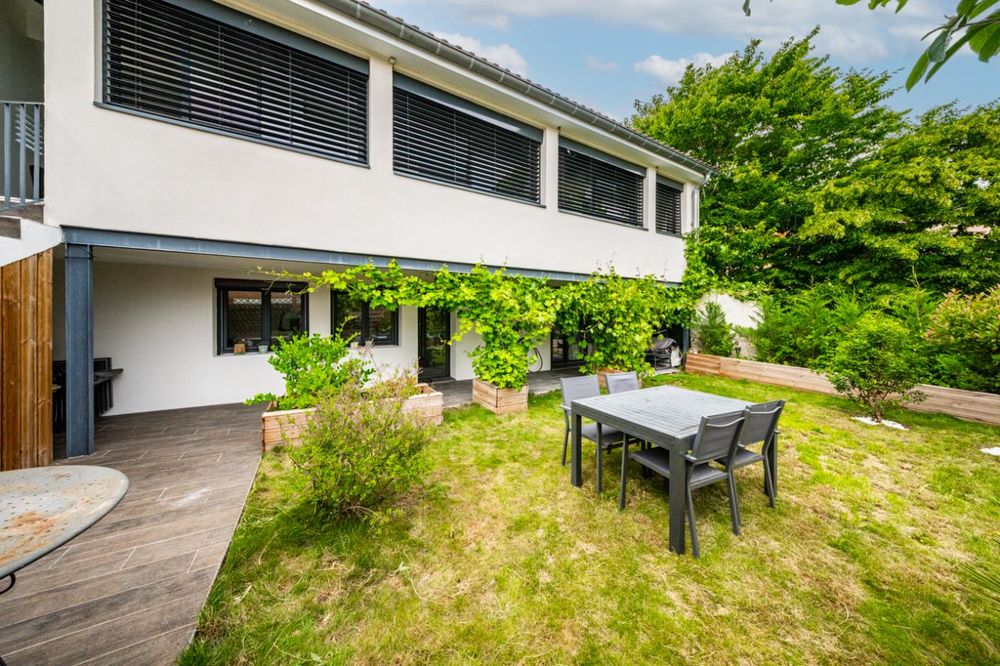 BELLE MAISON indépendante, A VENDRE, sur DIJON quartier ....