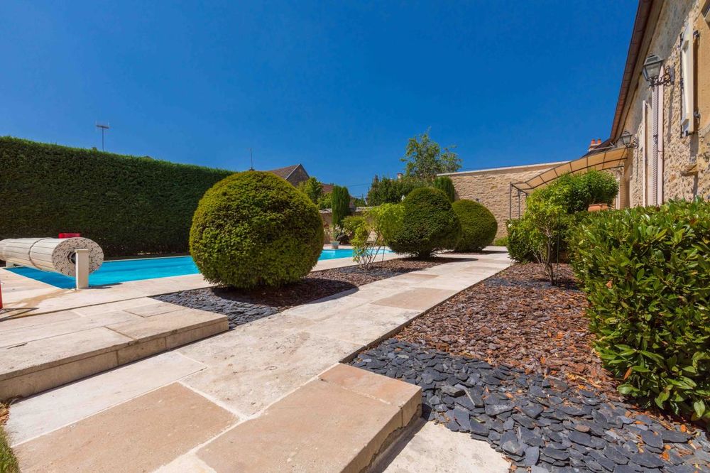 A VENDRE, Belle demeure de charme à Marsannay la Cote, 6....