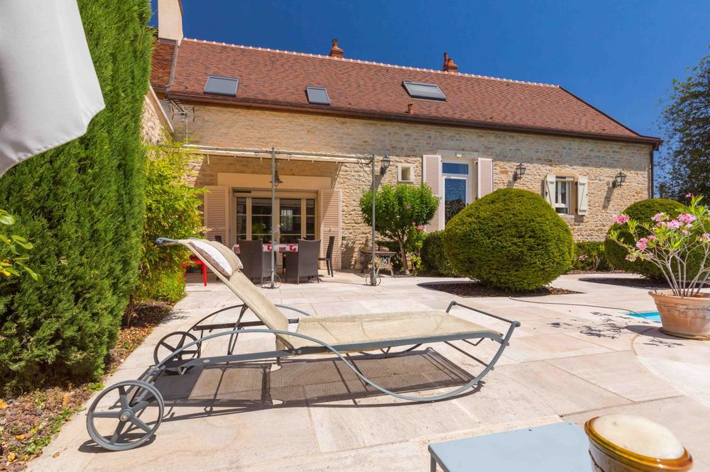 A VENDRE, Belle demeure de charme à Marsannay la Cote, 6....