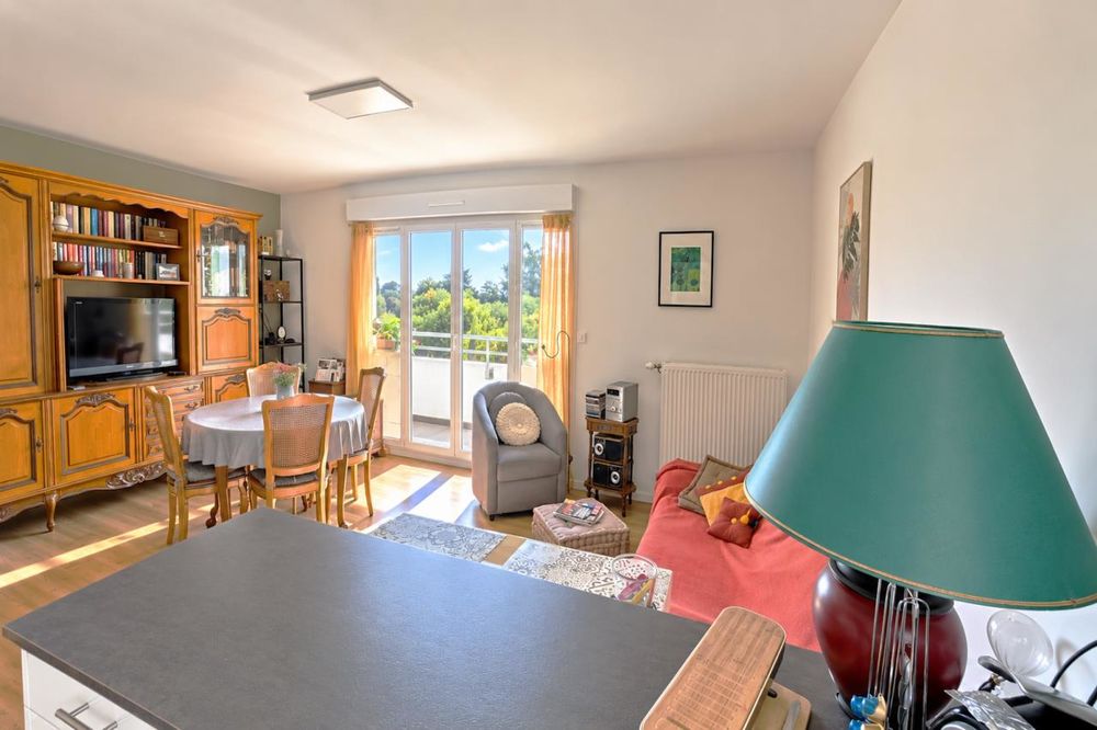 UN APPARTEMENT OÙ LON POSE SES VALISES ! Au calme, au s....