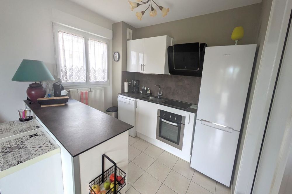 UN APPARTEMENT OÙ LON POSE SES VALISES ! Au calme, au s....