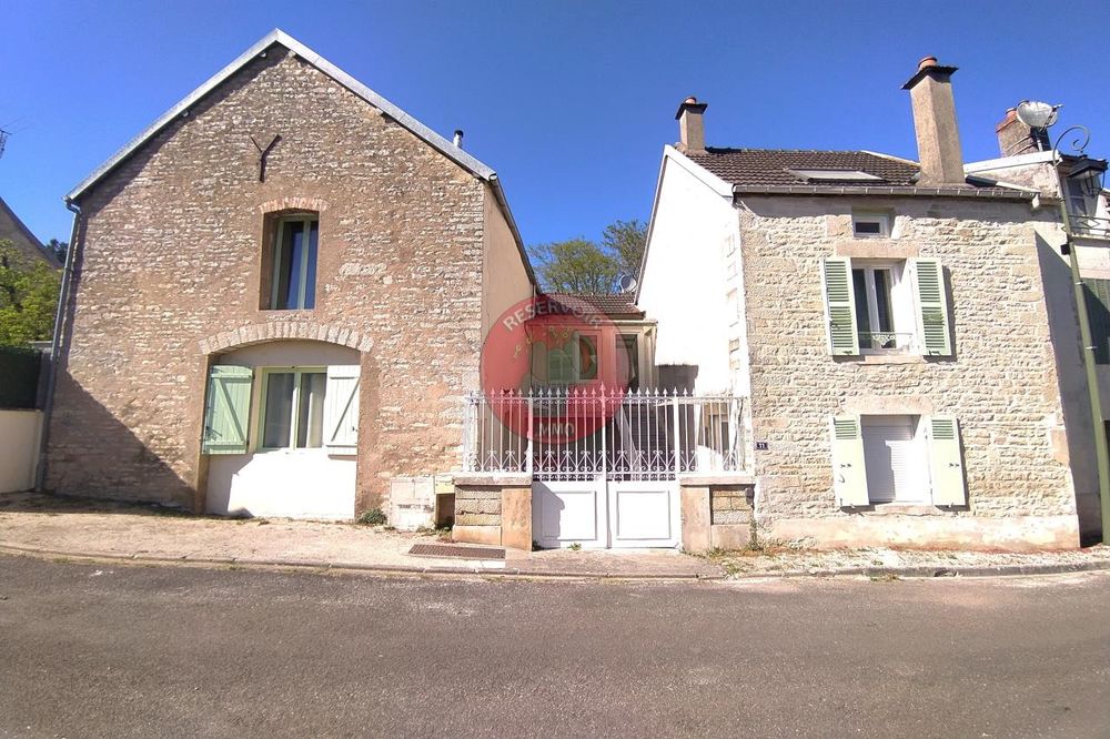 MAISON A VENDRE A 12 MIN DE MONTBARD - Au calme. Idéale ....