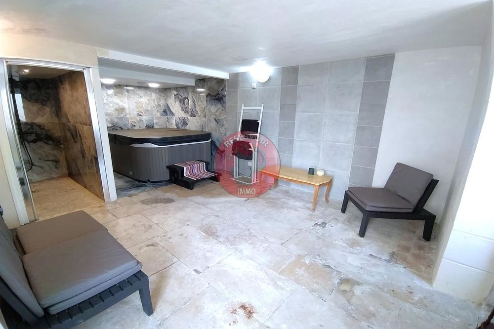 MAISON A VENDRE A 12 MIN DE MONTBARD - Au calme. Idéale ....