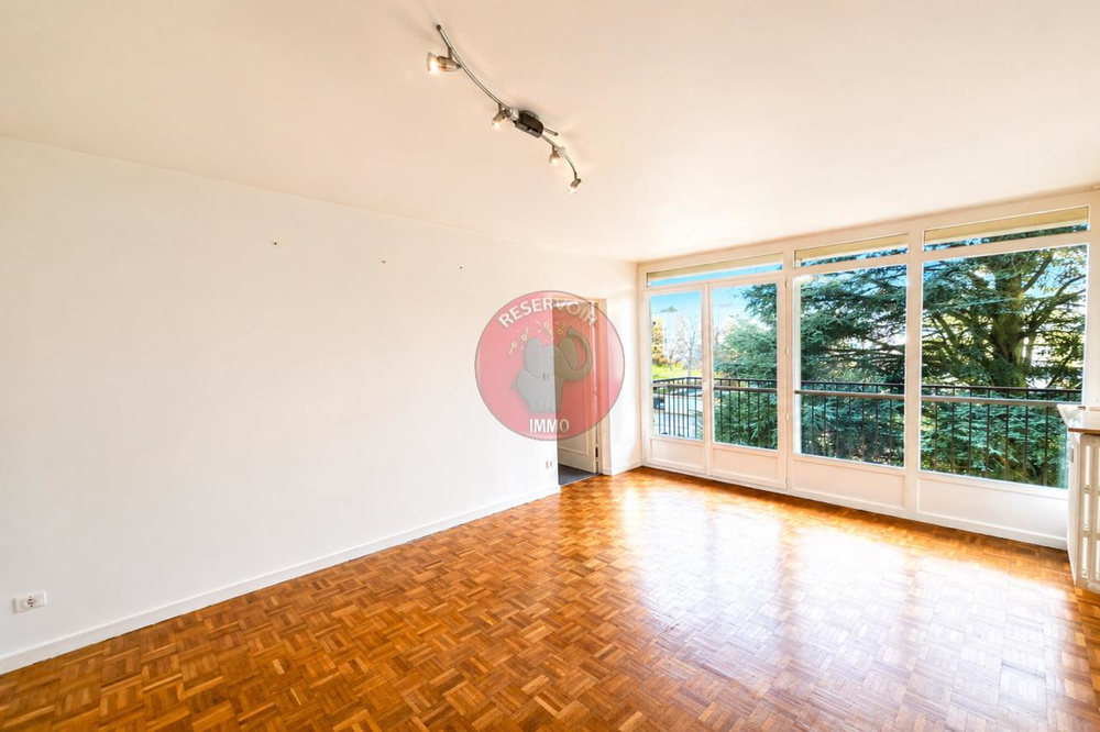 Appartement de Type 4 situé au 2ème étage dans une copro....