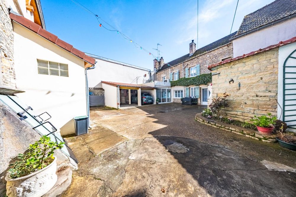 Opportunité rare ! Dans le vieux Chenôve : Propriété co....