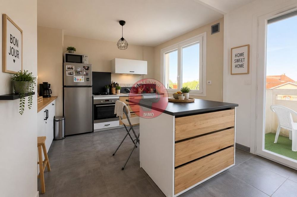 Beaune – T2 meublé de 47 m² avec balcon – 148 000 € <....