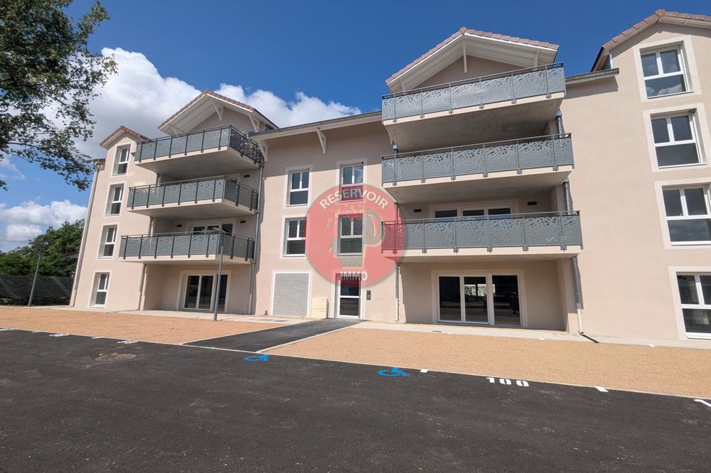 Découvrez ce magnifique appartement T3 de 70 m² dans une....