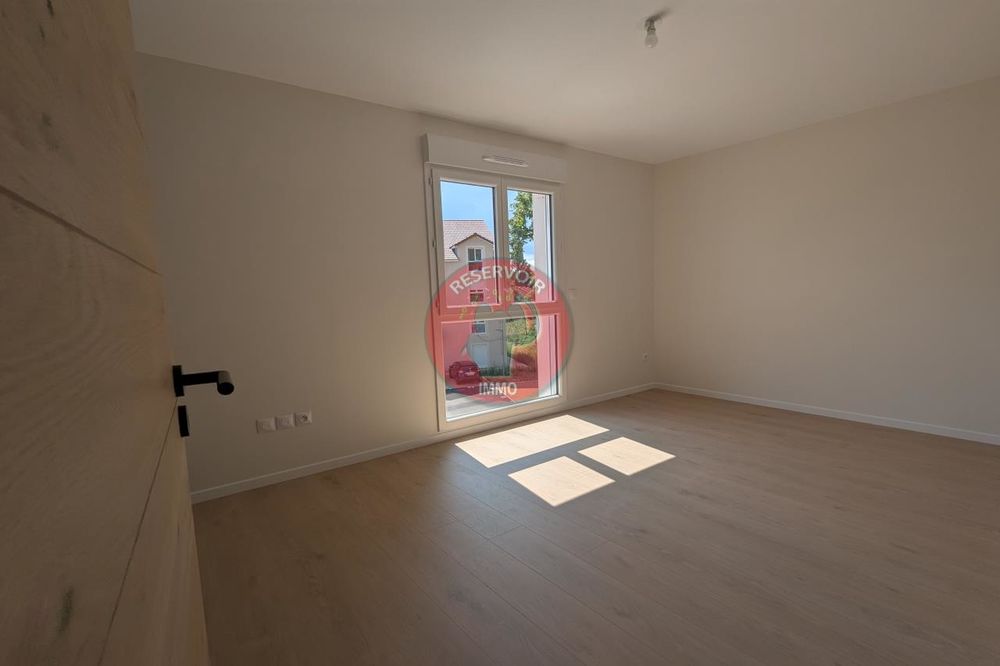 Découvrez ce magnifique appartement T3 de 70 m² dans une....