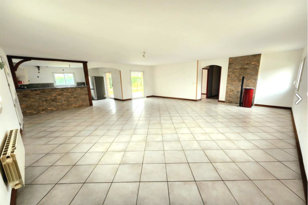 EXCLUSIVITÉ maison récente, 4 chambres. Terrain 1330 m².....