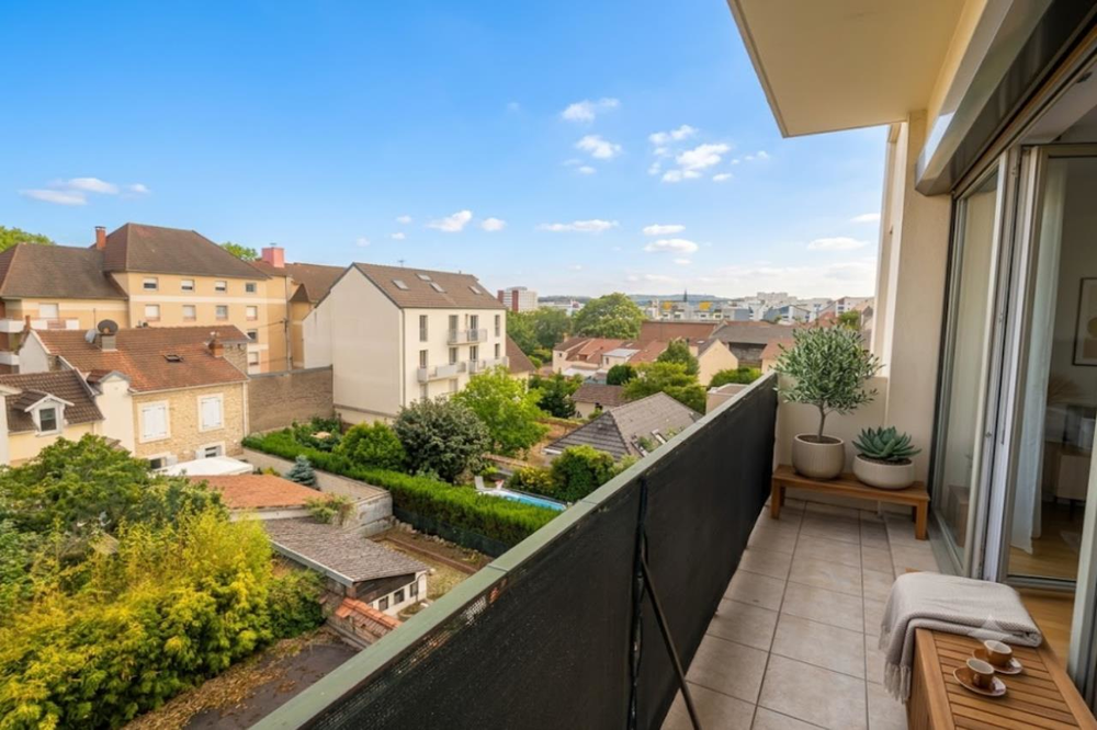 COUP DE COEUR À DIJON  Appartement Lumineux avec Balcon-....