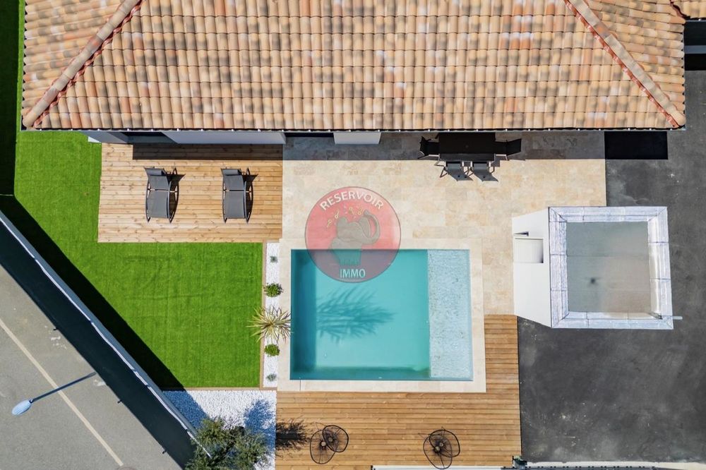 MAGNIFIQUE MAISON CONTEMPORAINE DE PLAIN PIED de 131 m....