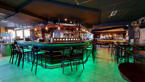 Bar l'&eacute;toile 720000 04000 Digne les bains