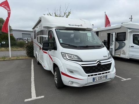 SUNLIGHT Camping car 2019 occasion La M&eacute;zi&egrave;re 35520