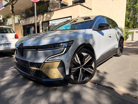 Renault Megane IV Megane E-Tech EV60 220 ch super charge Iconic 2022 occasion SAINT MAUR DES FOSSES 94100
