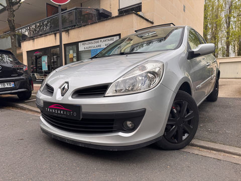 Renault Clio III Clio 1.6 16V 110 Luxe Dynamique A 2006 occasion SAINT MAUR DES FOSSES 94100