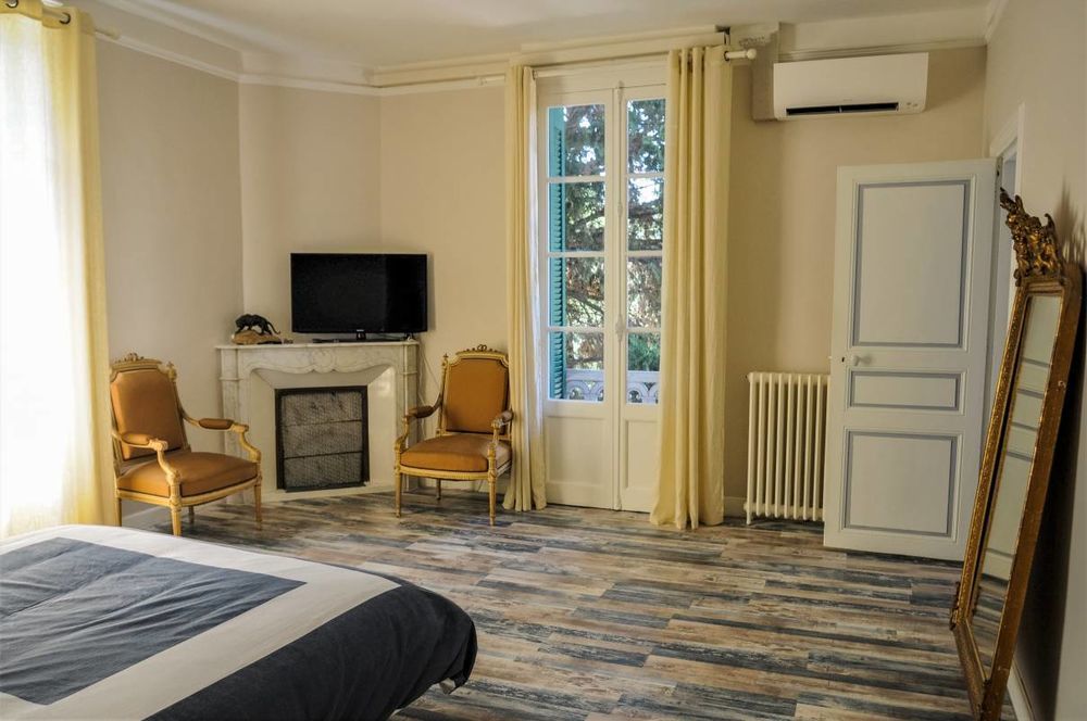 � vendre  H�tel Particulier P�zenas (34120)