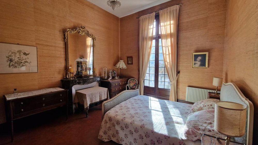 � vendre  H�tel Particulier Narbonne (11100)