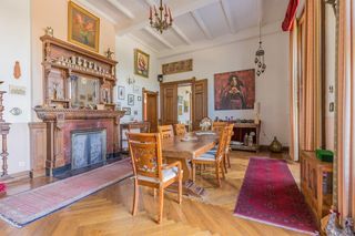  Propri�t�/ch�teau � vendre 573 m�