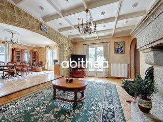  Maison � vendre 7 pi�ces 210 m�