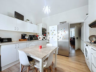  Immeuble � vendre 220 m�