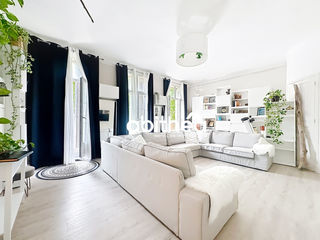  Immeuble � vendre 10 pi�ces 382 m�