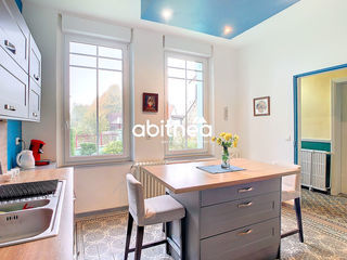  Immeuble � vendre 8 pi�ces 239 m�