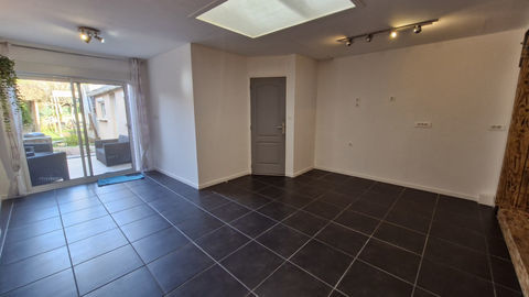   Maison de ville Maison - 5 pi�ce(s) - 95 m�