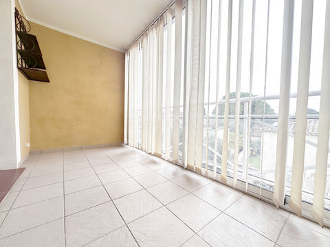   T2 r�sidence ferm�e avec TERRASSE ferm�e et PISCINE !!! Appartement - 2 pi�ce(s) - 47 m�