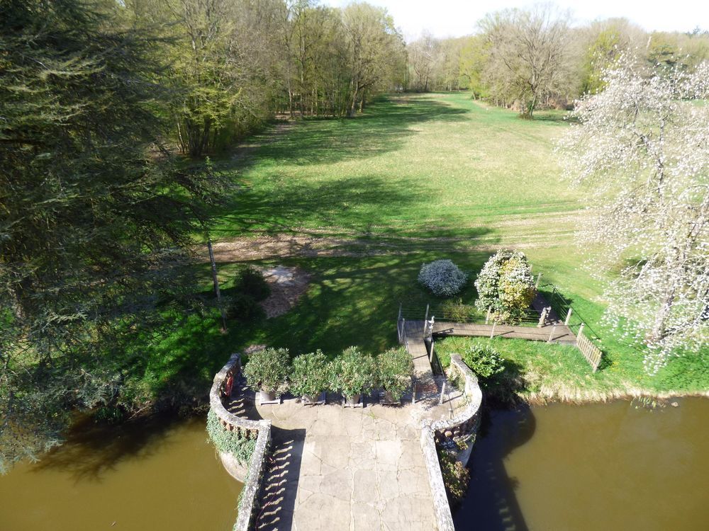 � vendre  Propri�t�/ch�teau Ligni�res (41160)