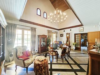  Maison � vendre 5 pi�ces 9597 m�