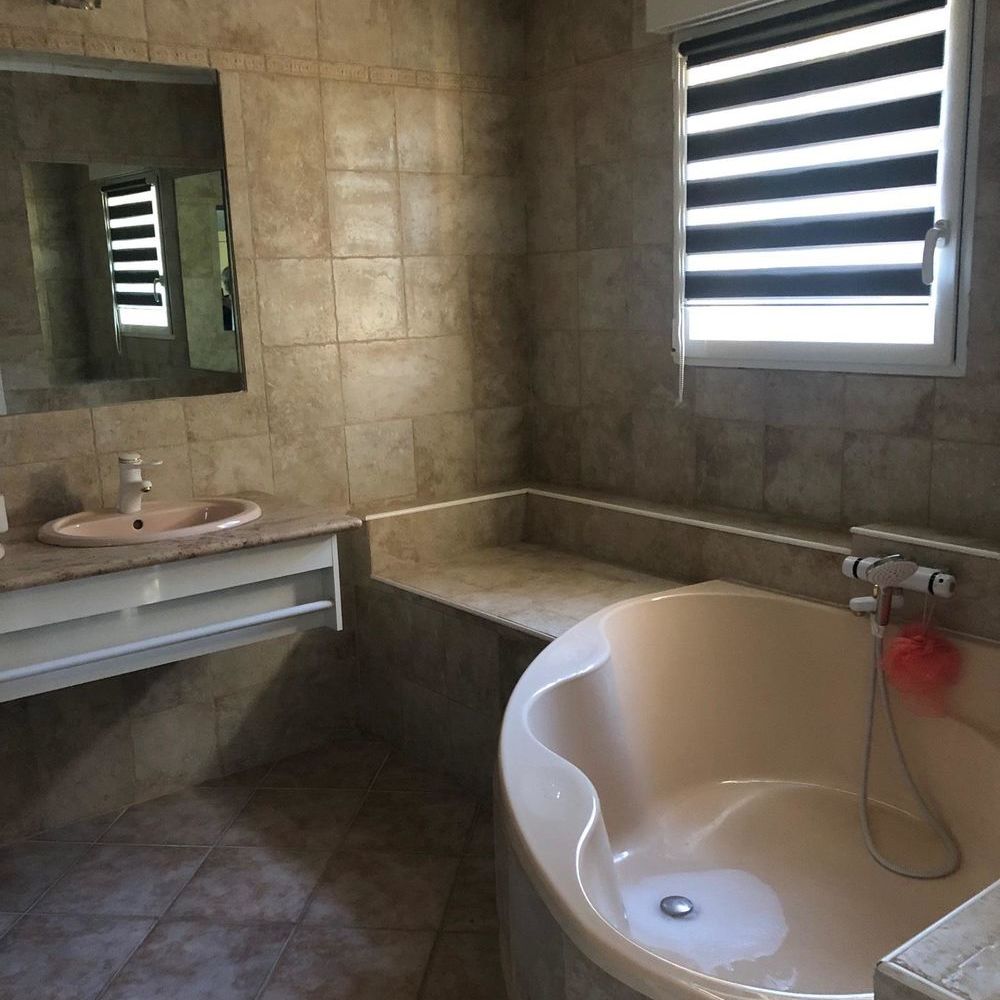 � vendre  Maison Carc�s (83570)